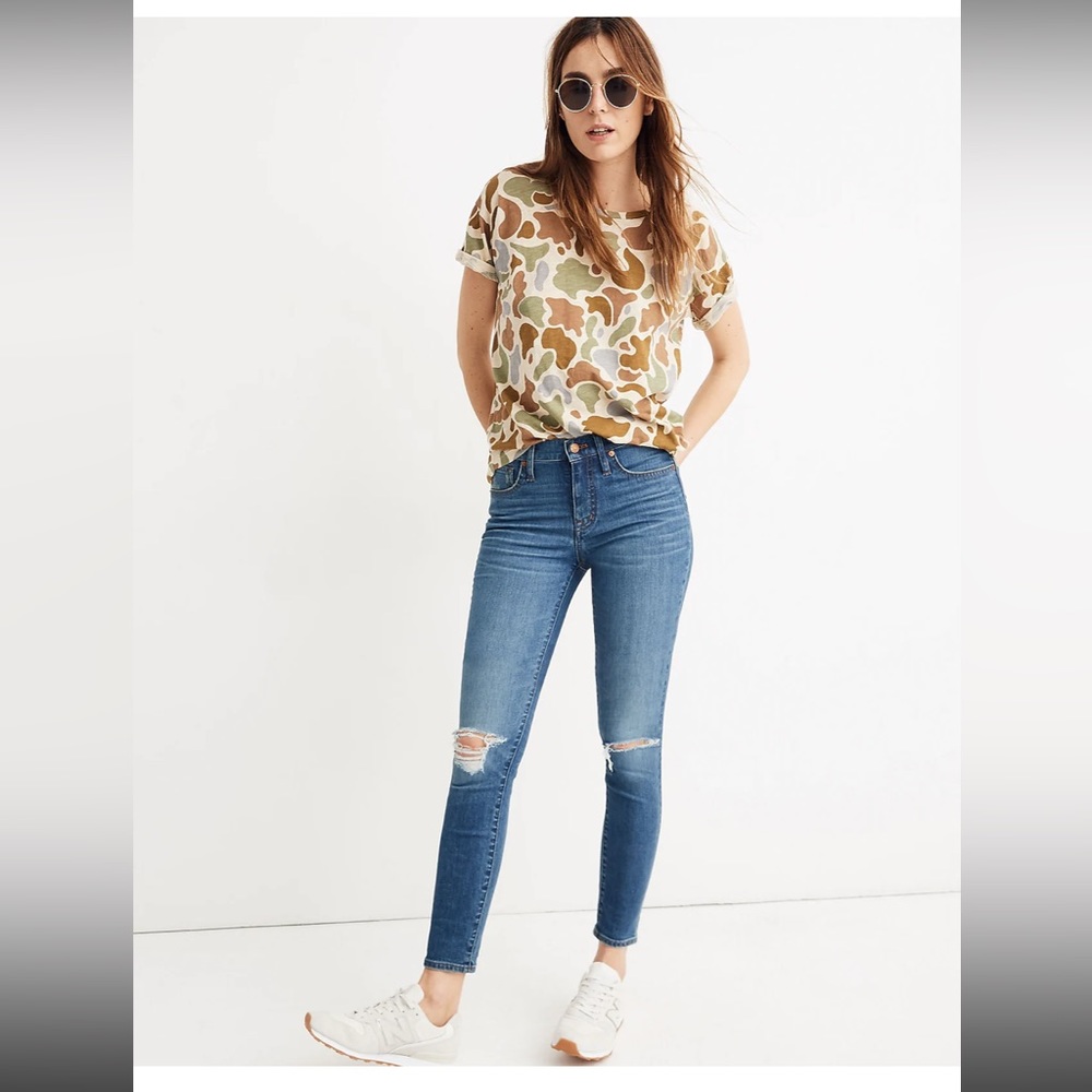 9" Mid-Rise Skinny Crop Jeans in Delmar Wash: Eco Edition